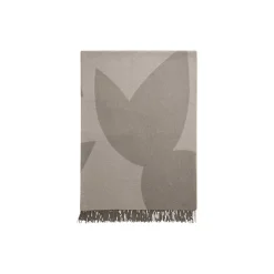 CARE BY ME BIG LOTUS Throw,> Plaider