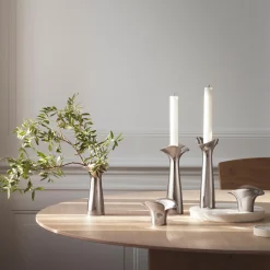 Georg Jensen Bloom Botanica fyrfadsstage 2 stk> Lysestager