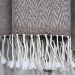 CARE BY ME HERRINGBONE Throw,> Plaider