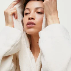Aiayu Hooded Bathrobe Terry, pure ecru><noscript><img width=