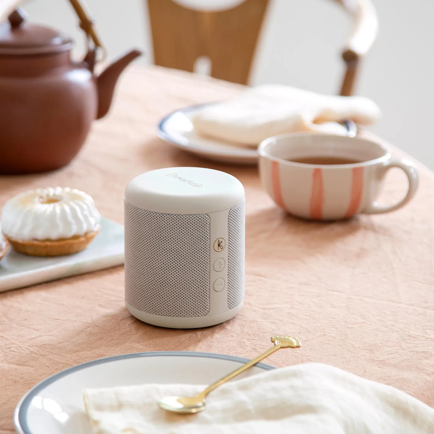 Discount Kreafunk Karl Bluetooth Højttaler, soft white