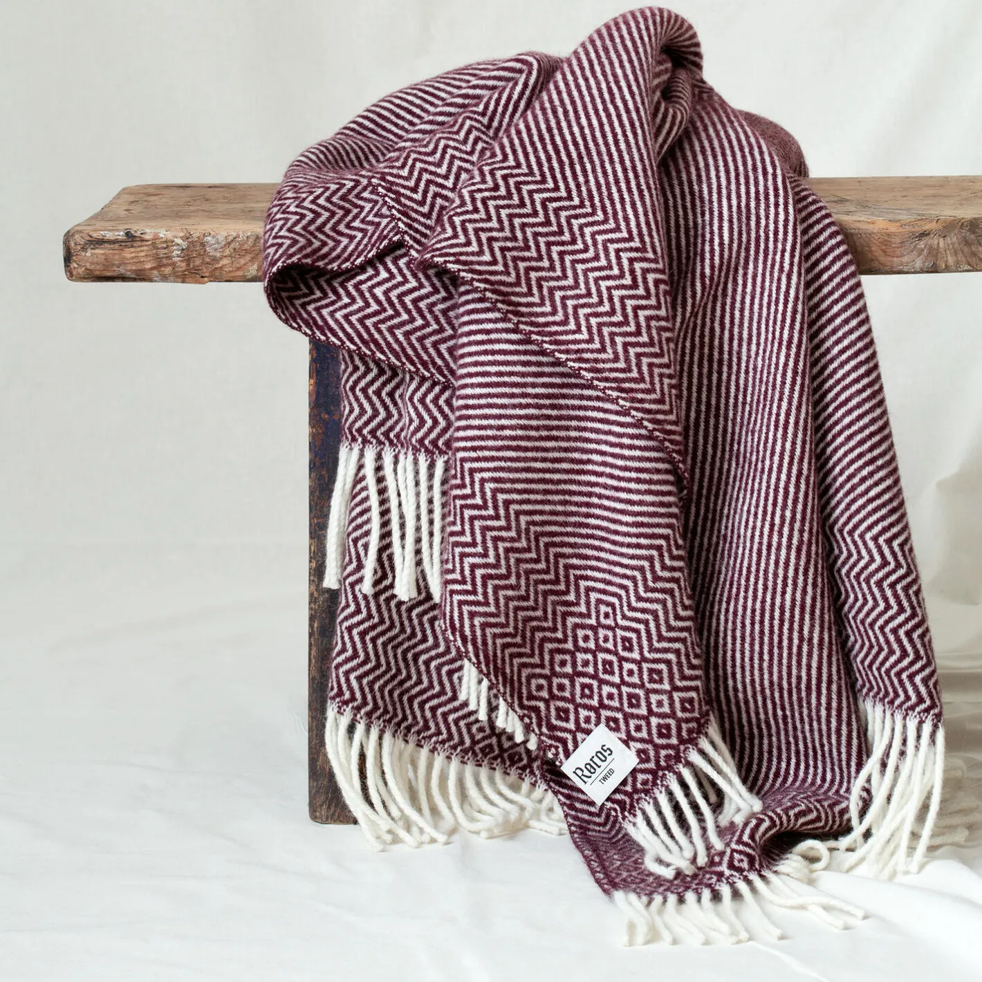 Røros Tweed KATTEFOT Throw,> Plaider