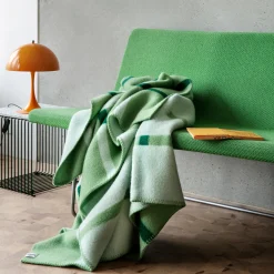 Sale Røros Tweed KNUT Throw, field green