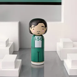 Lucie Kaas Kokeshi Spiller 456> Figurer & Glaskunst