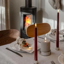 Uyuni Lighting LED slim taper candle 2-pack, wine red> Lys & Duftlys