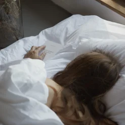 Nordic Sleep by Fossflakes Medium High hovedpude><noscript><img width=