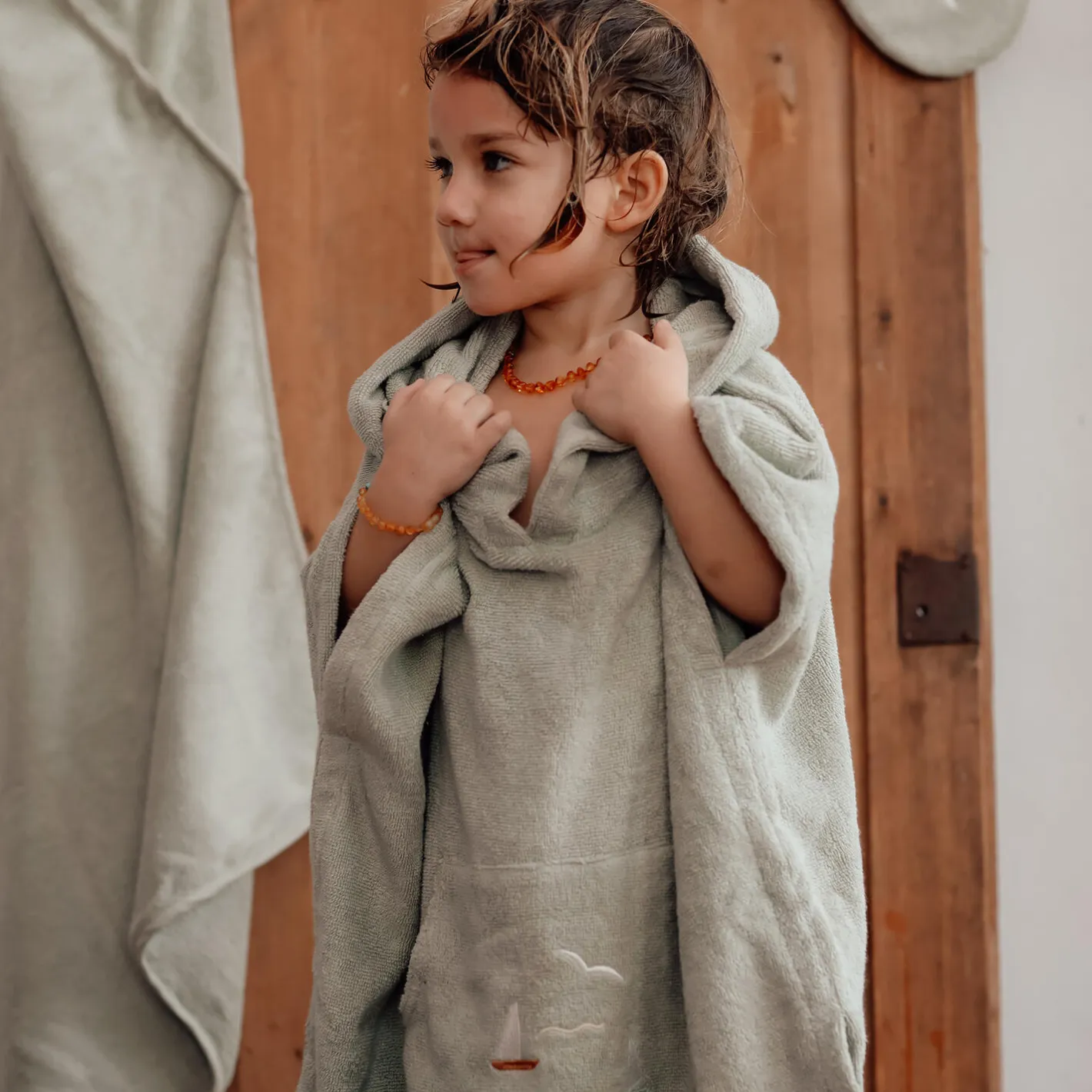 Dear April Puk badeponcho,>Børn Badeudstyr|Håndklæder