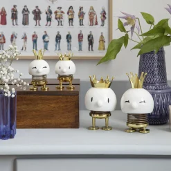 Hoptimist Queen, white> Figurer & Glaskunst