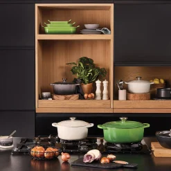 Outlet Le Creuset Signature oval gryde 6,3 L, bamboo green