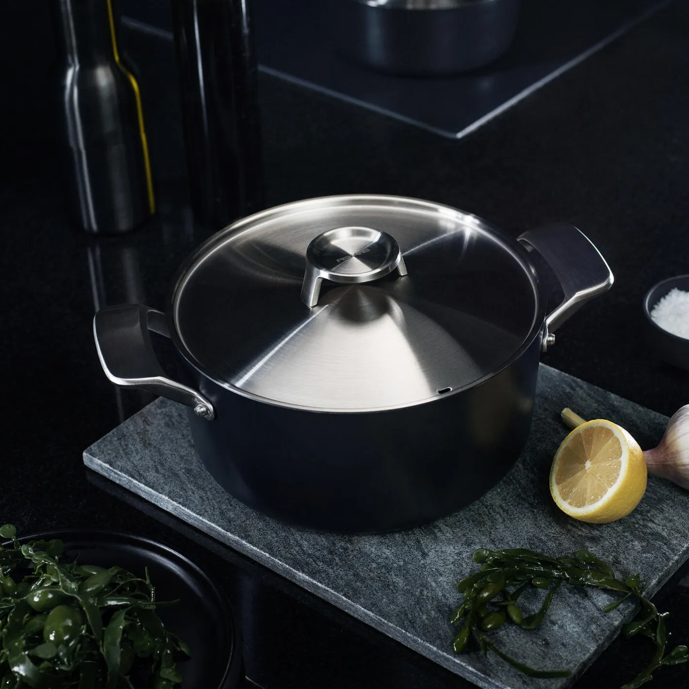 Fiskars Taiten gryde med låg 3,5 L> Gryder & Pander
