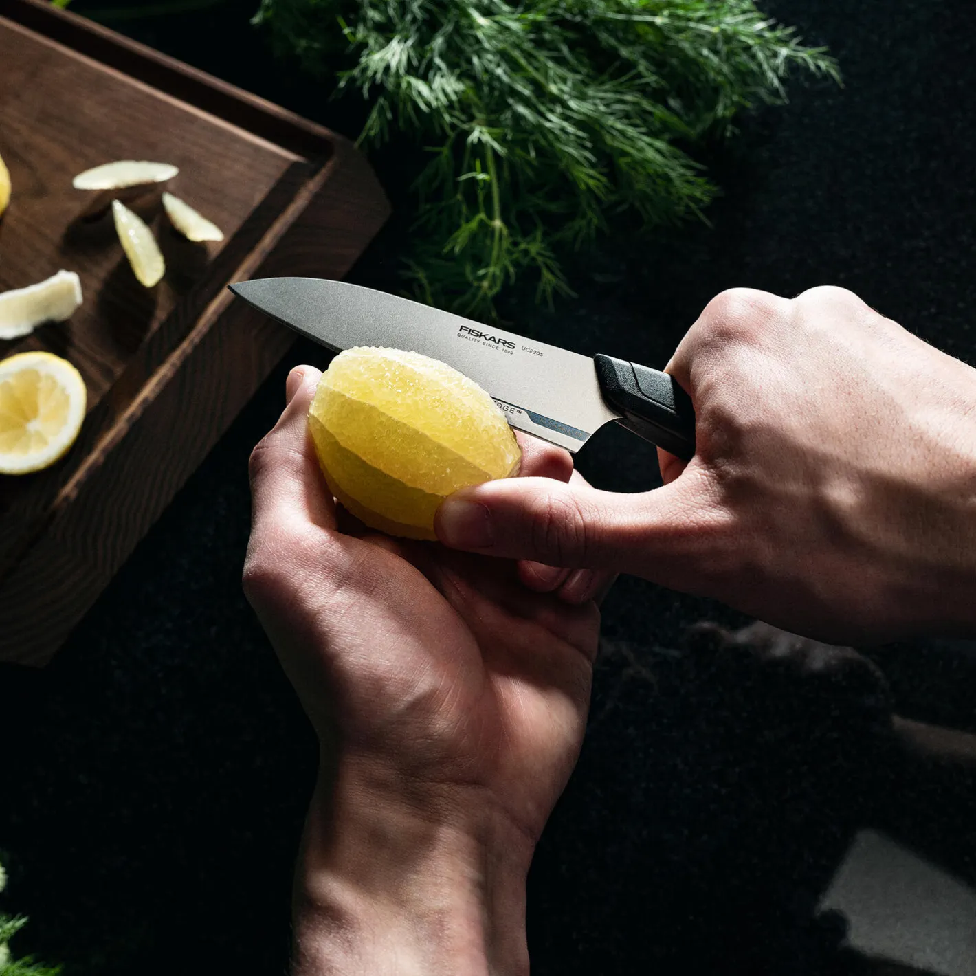 Online Fiskars Taiten kokkekniv lille