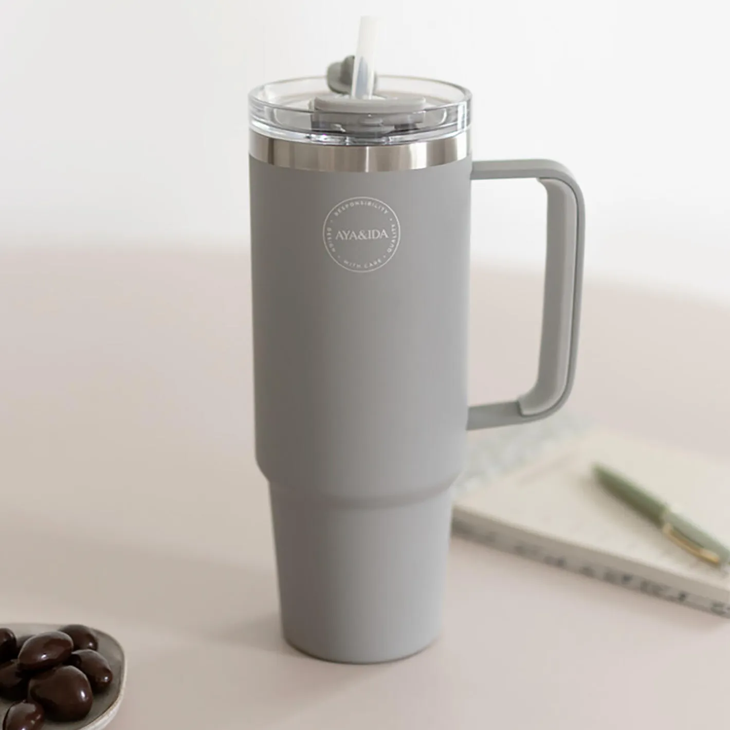 Clearance AYA&IDA Thermo Cup With Straw, light grey