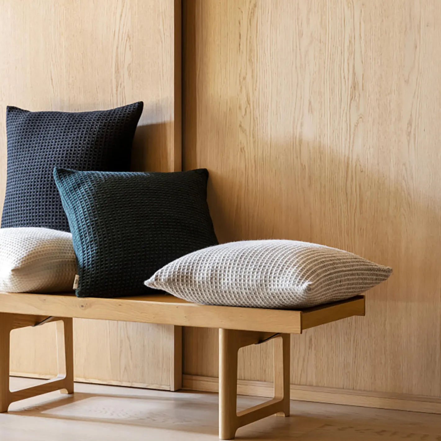 Online Røros Tweed VEGA Cushion, dark green